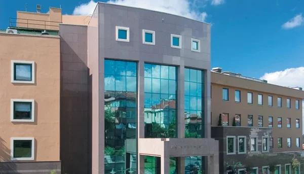 Acıbadem Kadıköy Hospital - Görsel 2